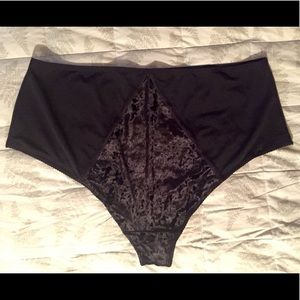 💕🆕💕Torrid 6X Slimming Hi-Waisted Panties